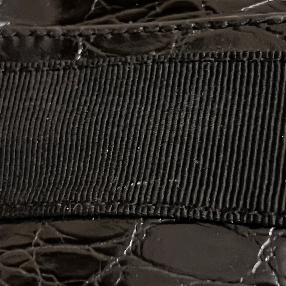 Salvatore Ferragamo Black Croc-Embossed Leather Crossbody with Gold Vara Buckle - Picture 3 of 13